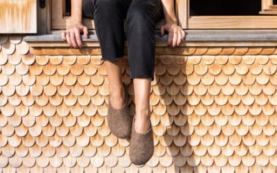 Slow Fashion für die Füße: Warum ungefärbte Wolle die Zukunft ist