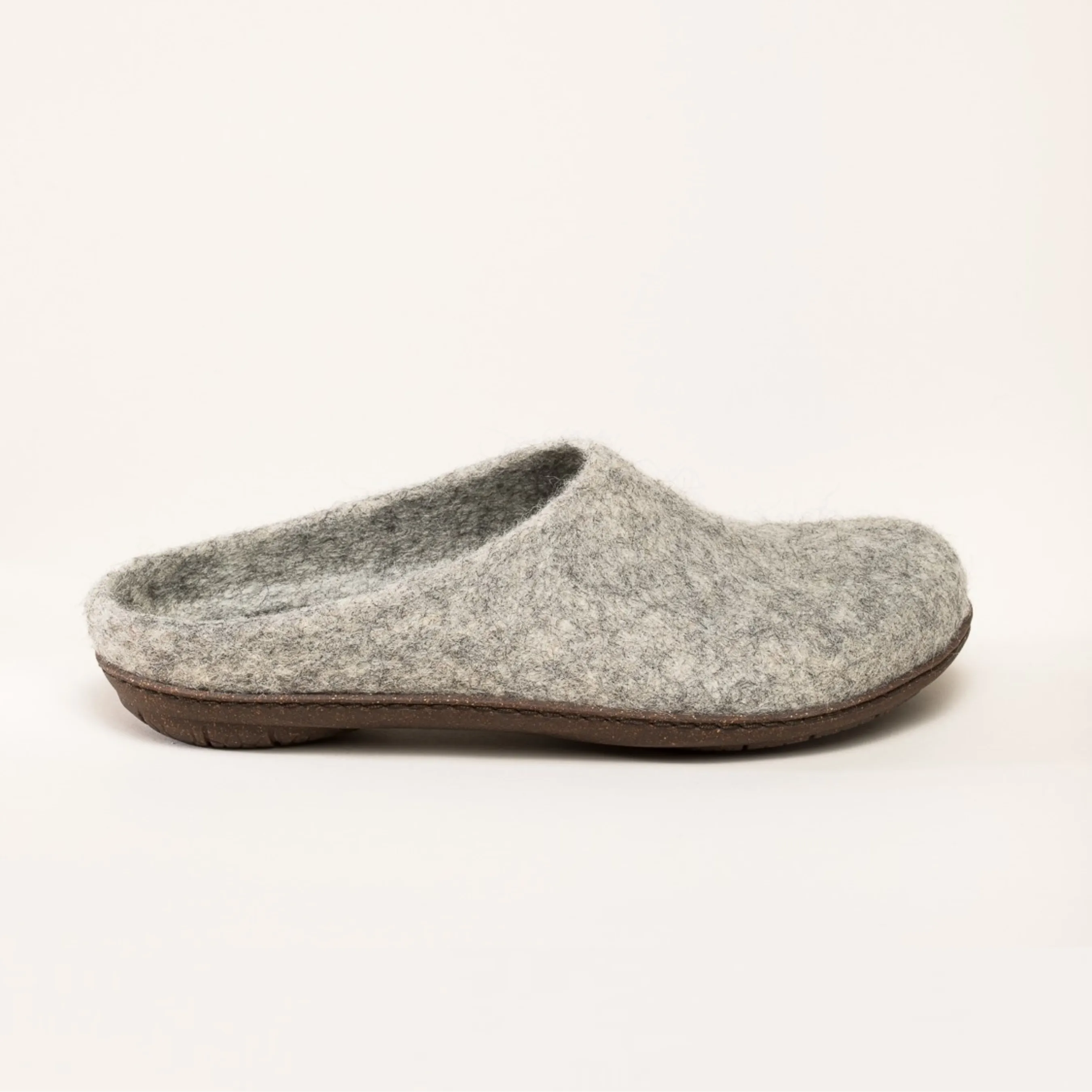 Magicfelt 737 Gotlandschaf | Damen Filz-Hausschuh | Obermaterial aus Gotlandschaf | Pantoffel in Größe 45