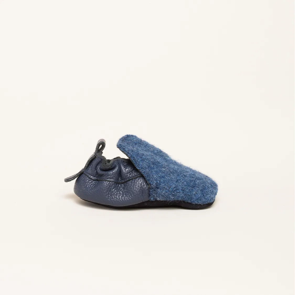 Baby shoe plain