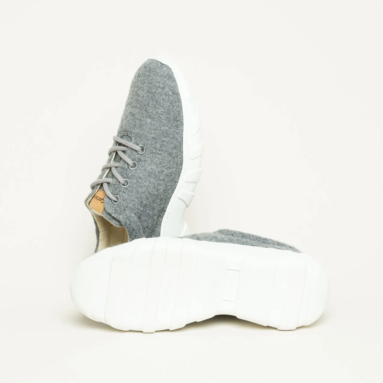 Wool Flyer