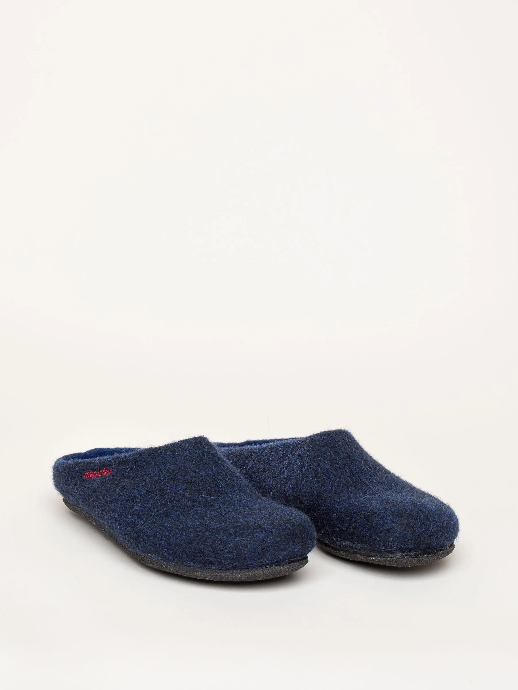AN 709 Slipper