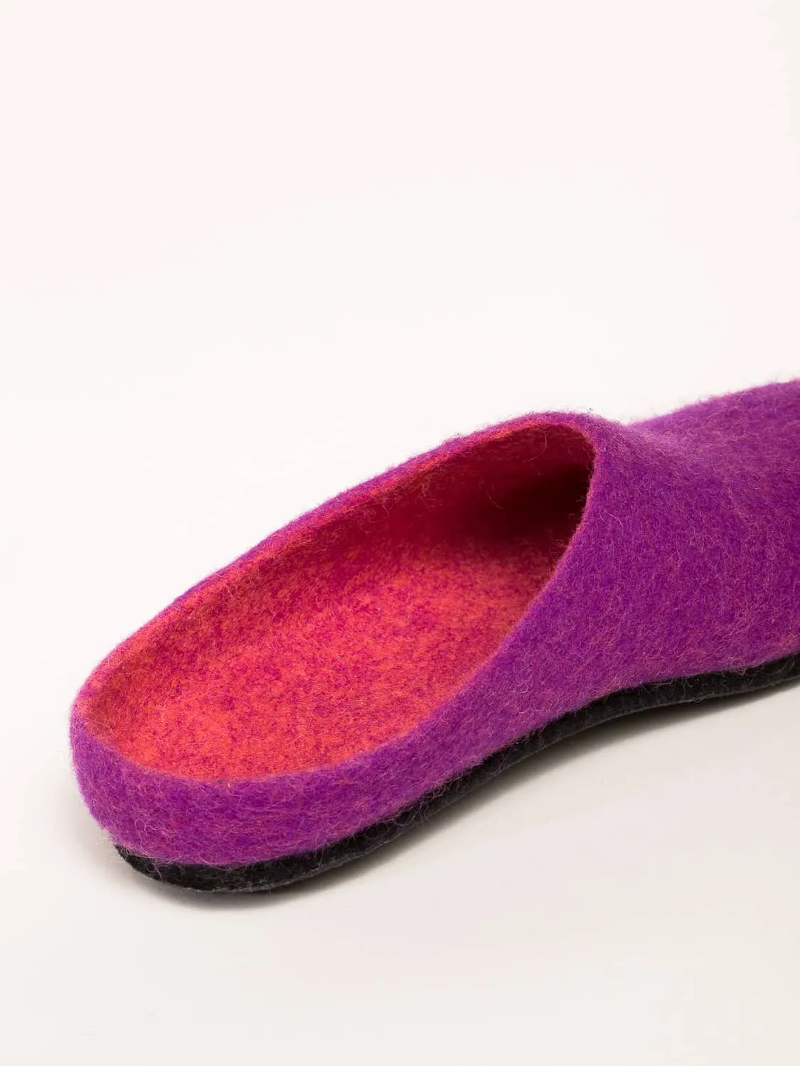 AN 709 Slipper