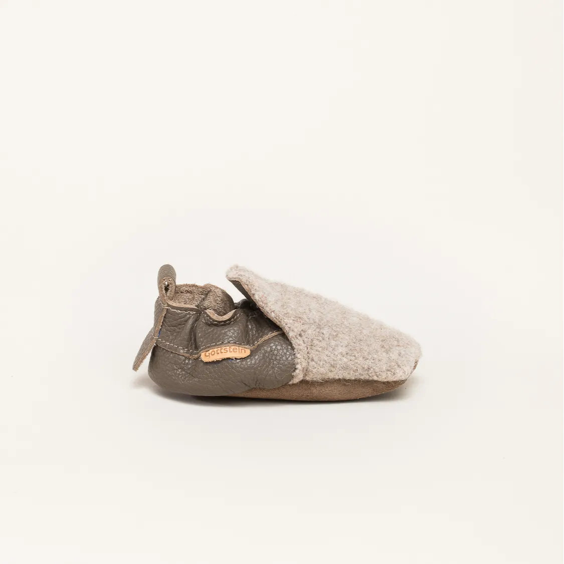 Baby shoe plain