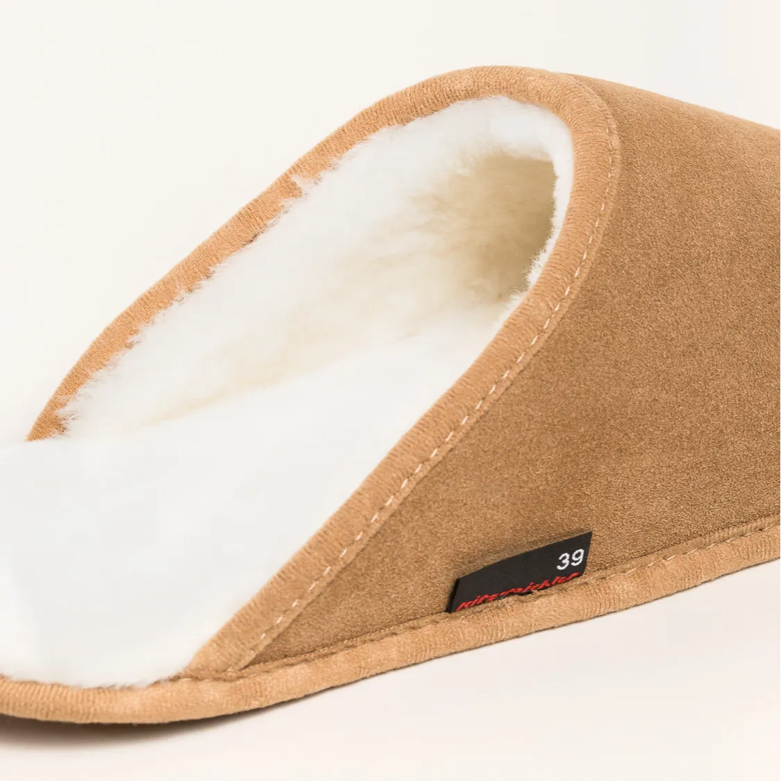 Lambskin slipper T1