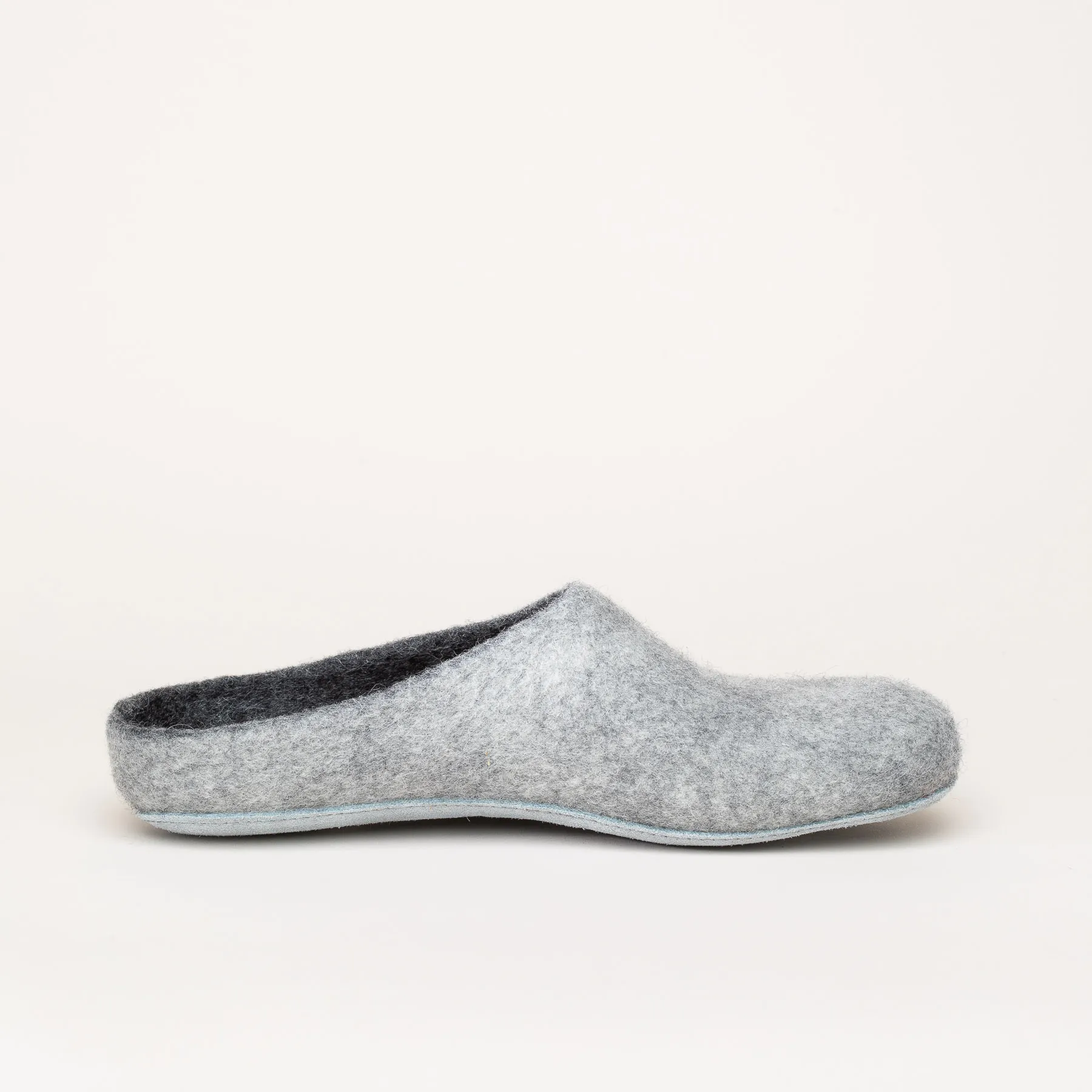 Pantoffel Filz 701 hellgrau
