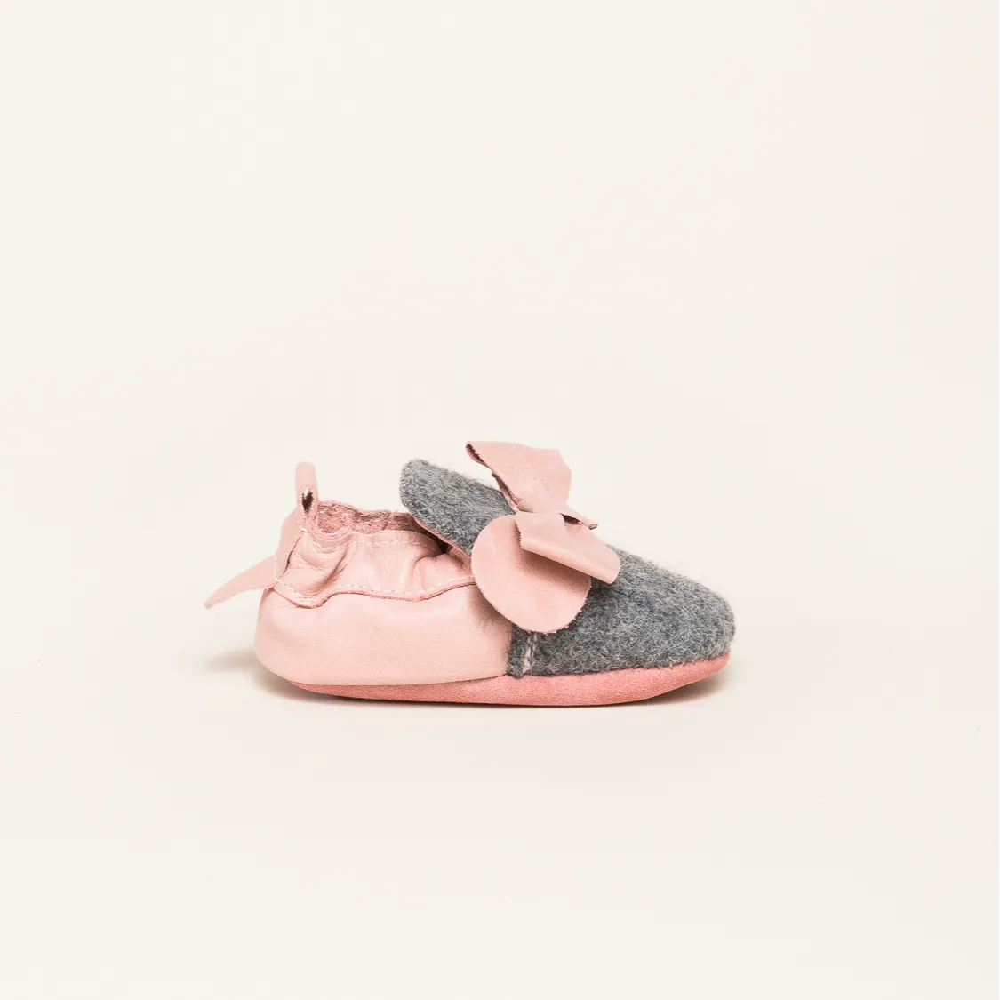 Baby shoe bow