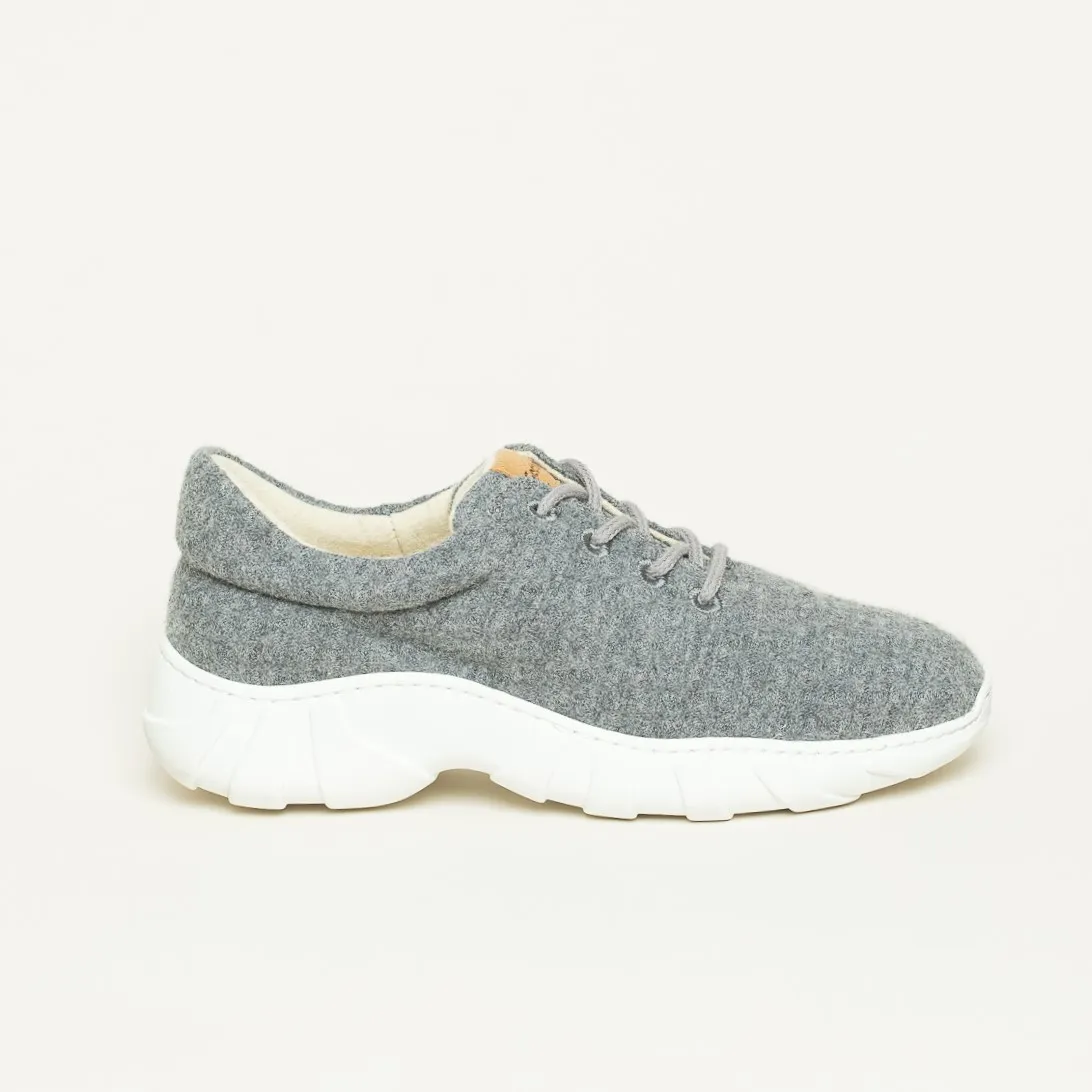 Wool Flyer