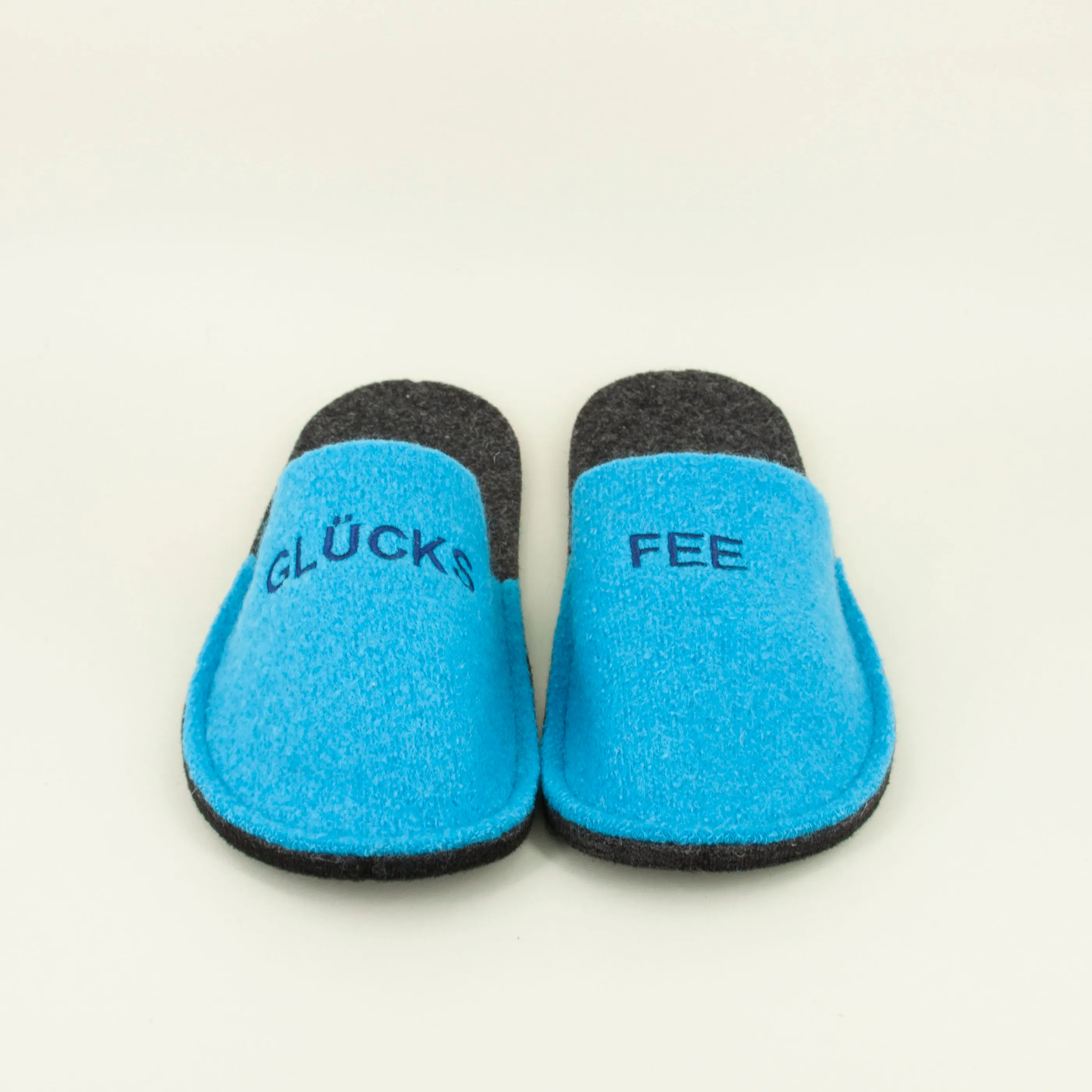 Happy *GLÜCKS FEE*