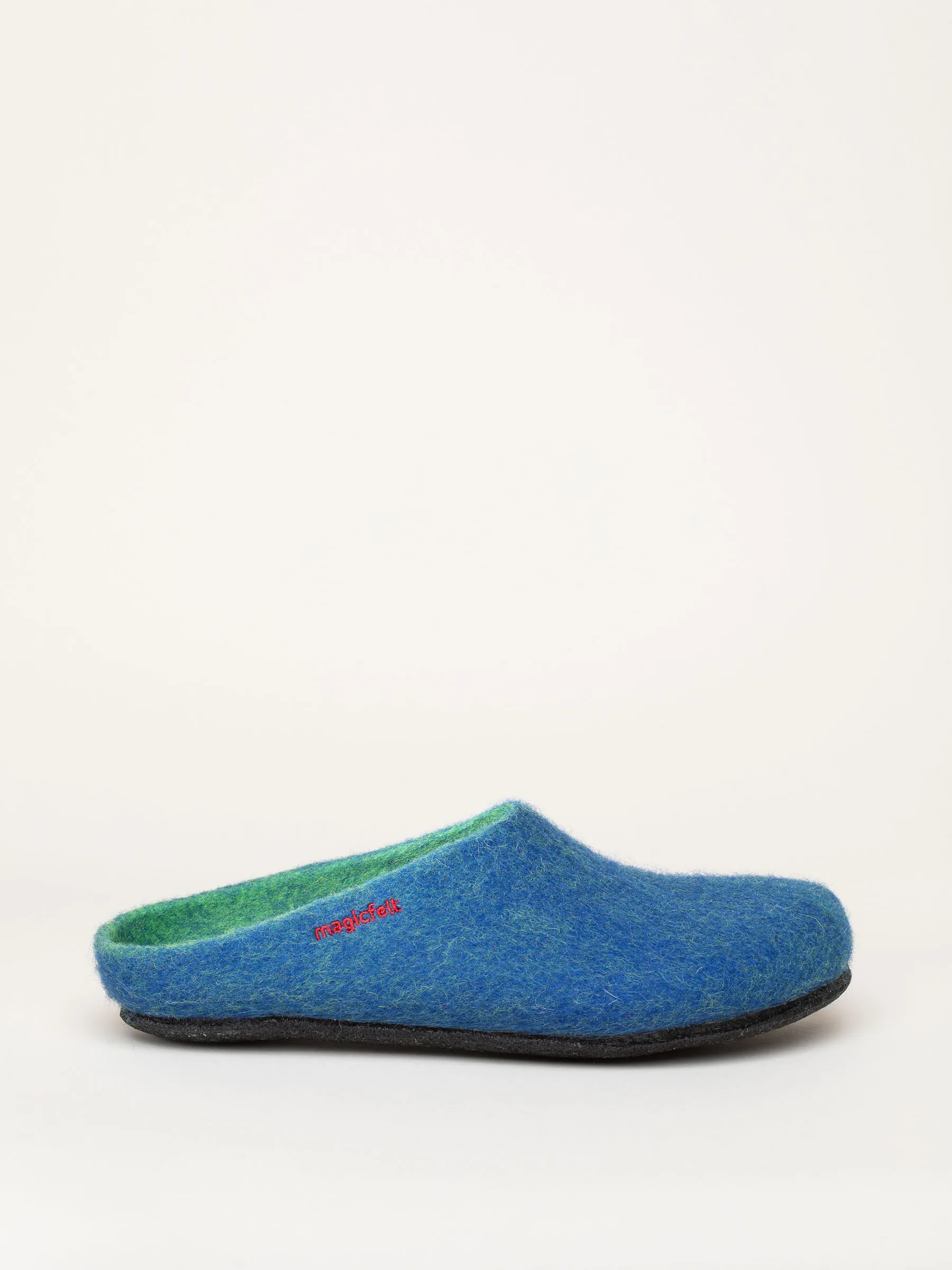 AN 709 Slipper