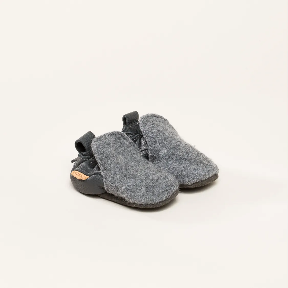 Baby shoe plain Baby shoe plain