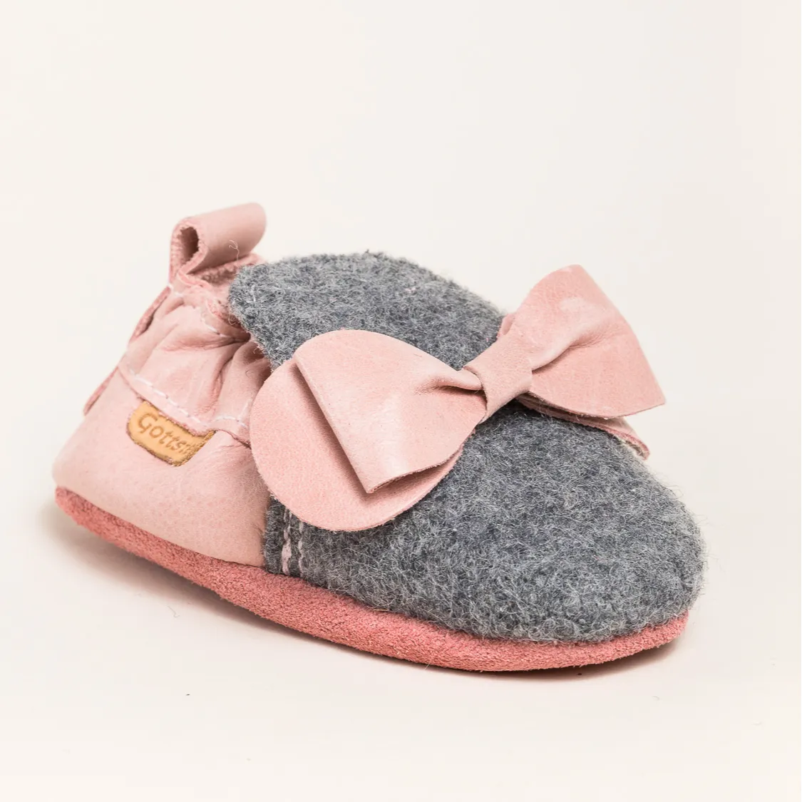 Baby shoe bow