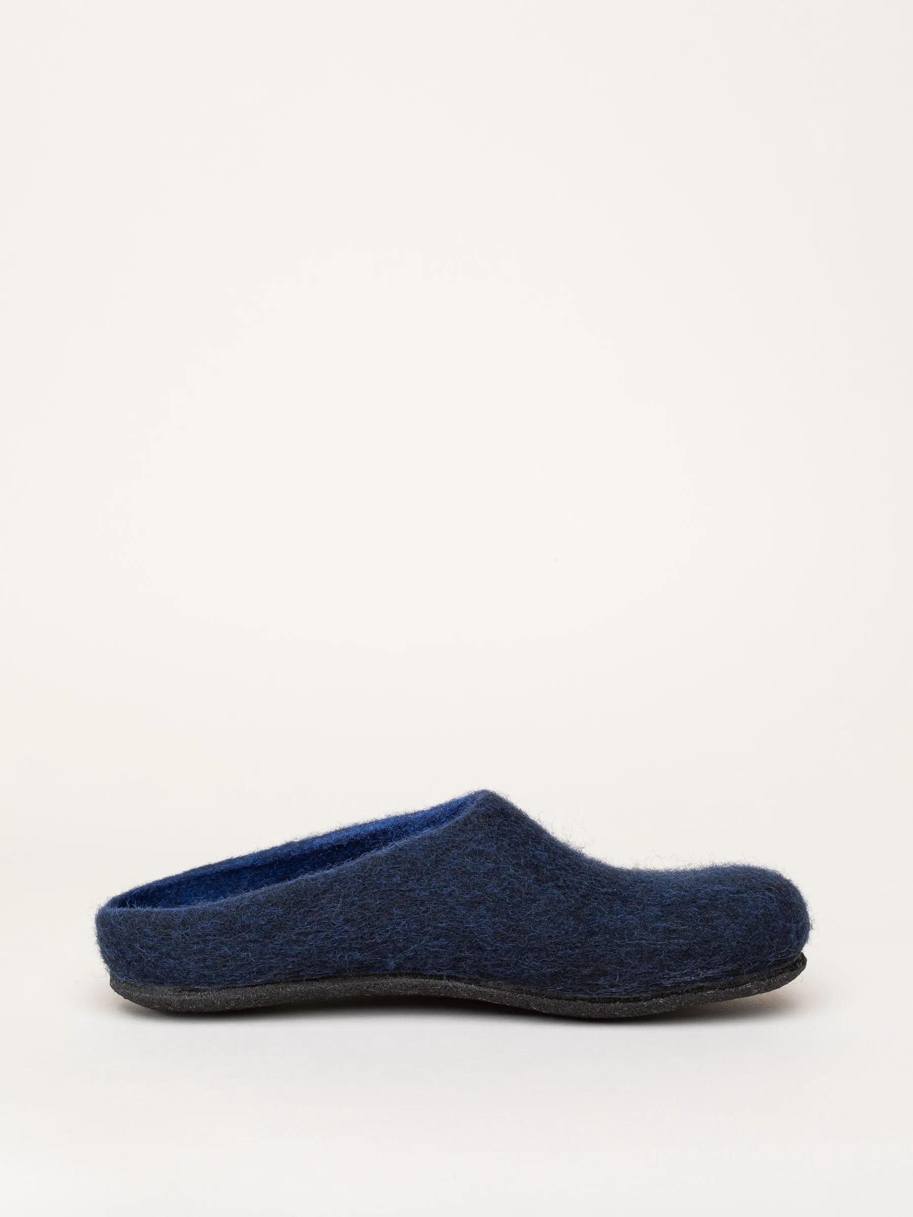 AN 709 Slipper