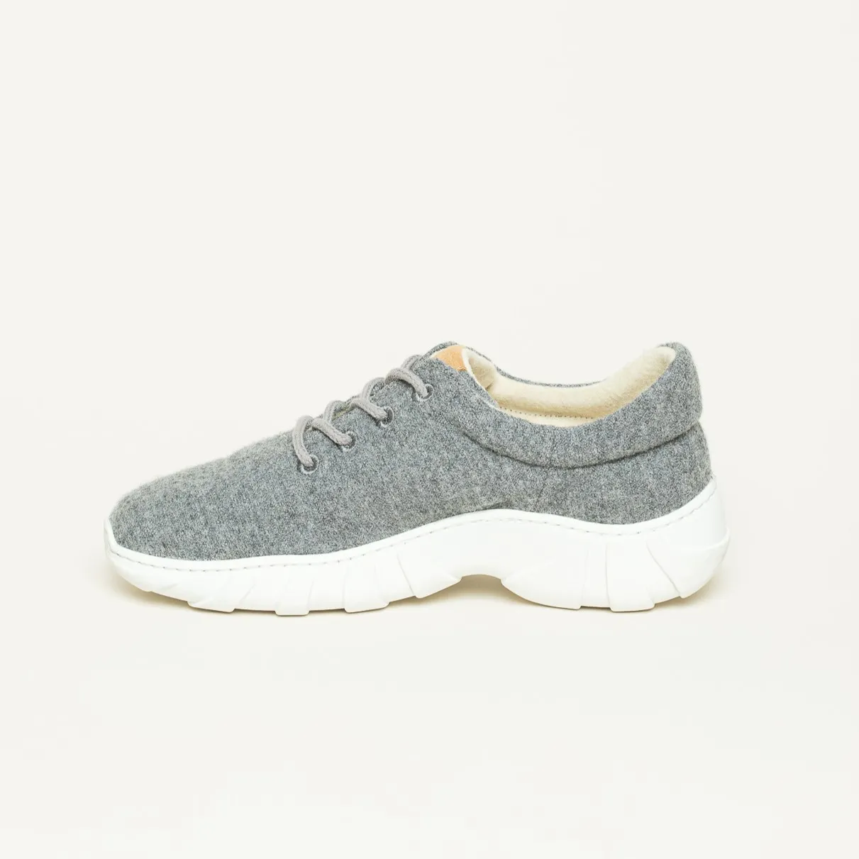 Wool Flyer