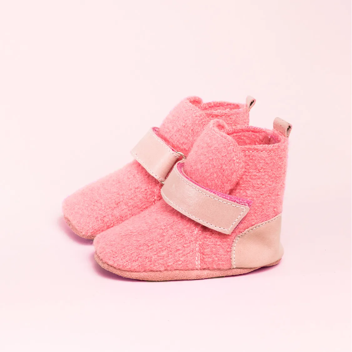 Baby shoe bootee